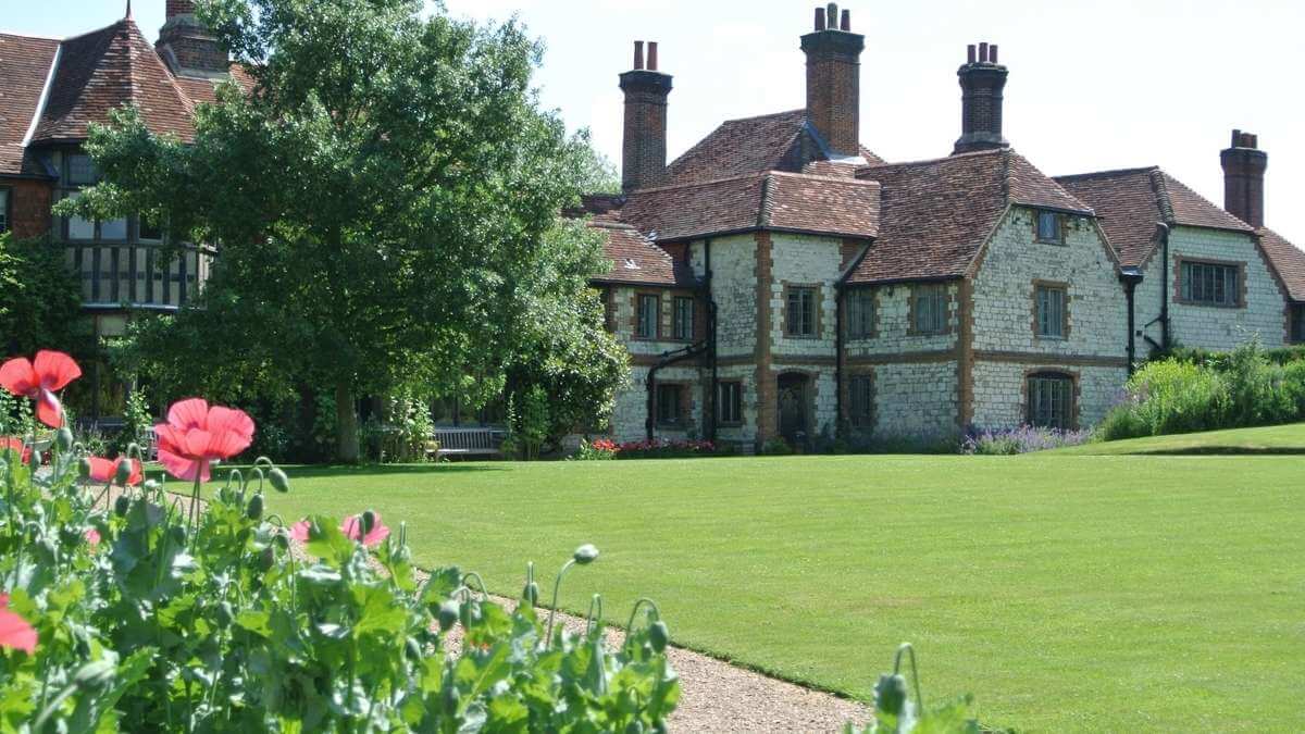 Gilbert Whites House Museum
