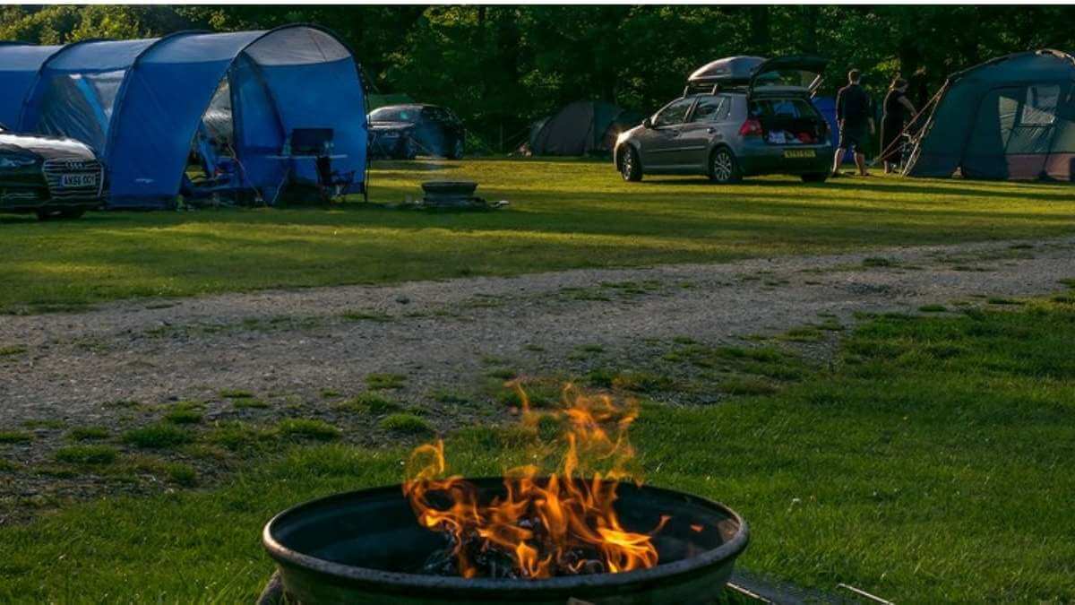 Kestrel Lodge is a campsite that allows fire pits in the Lake District