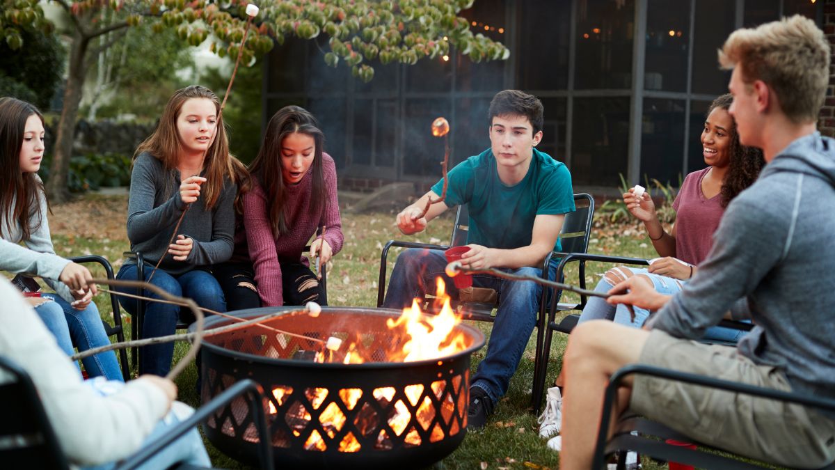What to burn in a firepit without smoke